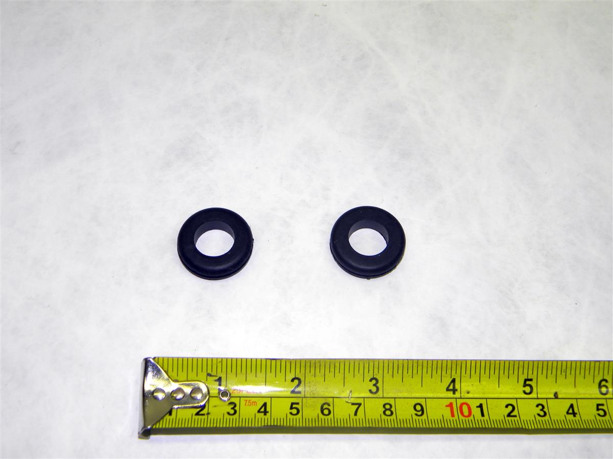 RAD-233 | 5325-00-276-6089 MS35489-16, Rubber Grommet, RAD-233b.JPG