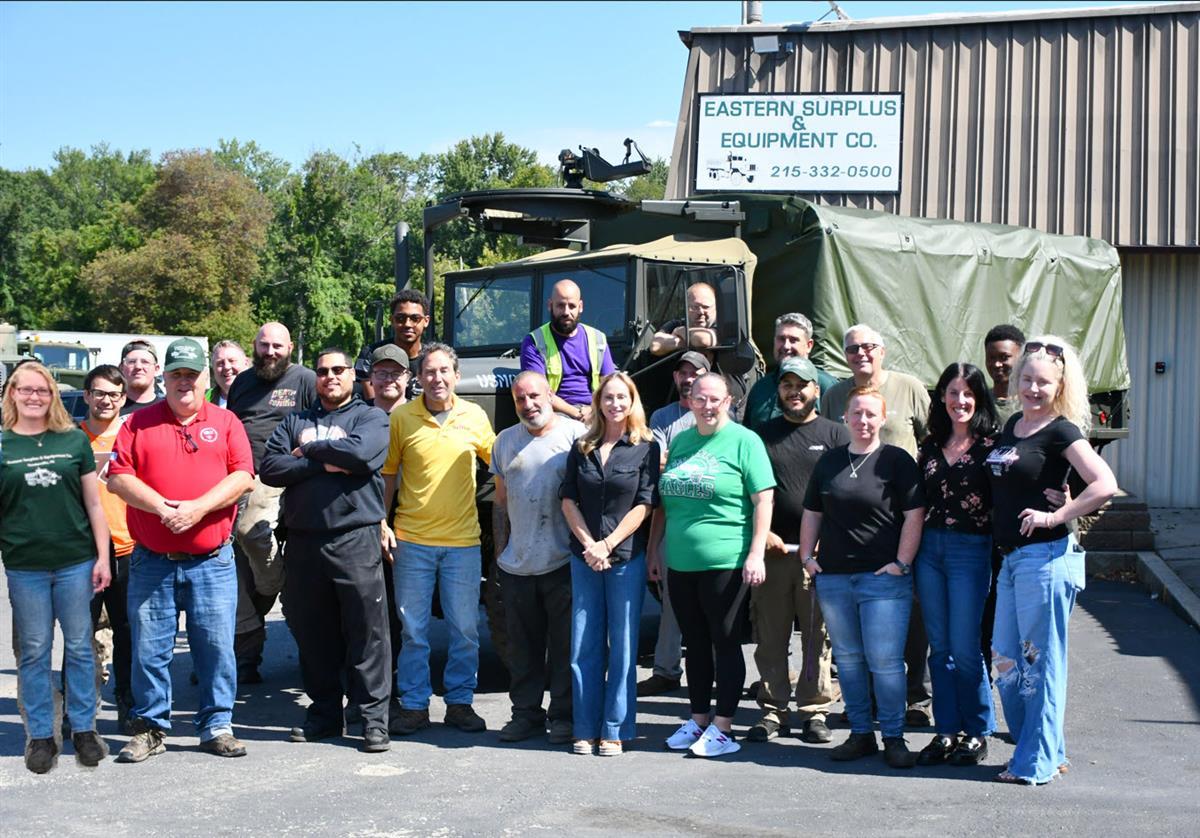 5eeb521e-5763-4dc1-9891-ec294058125b-09222025-cropped-Avey%20Team%20Photo%20Edit%2091925