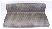 5T-786 | 2590-00-408-4638 Running Board, Heavy Duty Aftermarket Battery Box Cover (4).JPG