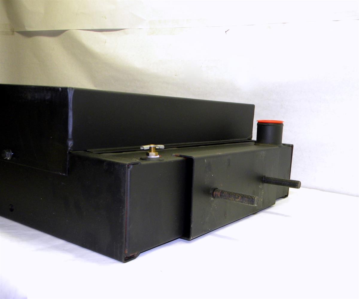 HEM-171 | 2930-01-566-0601 Radiator for Palletized Loading System M1074, M1075, M1076, M1077, NOS (3).JPG