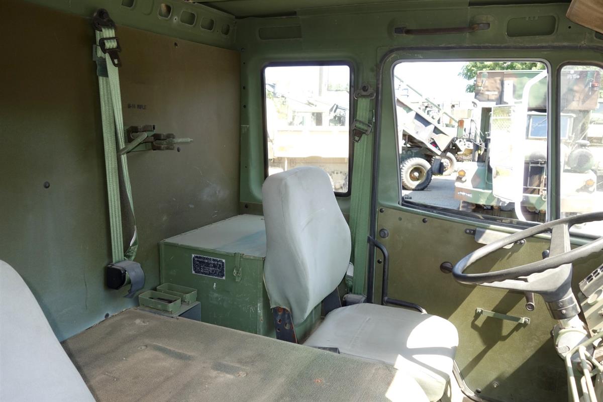 67ab6b8d-6b2d-446c-b185-5efd556b912b-09072017-cropped-Holt%20Tractor%20(17)