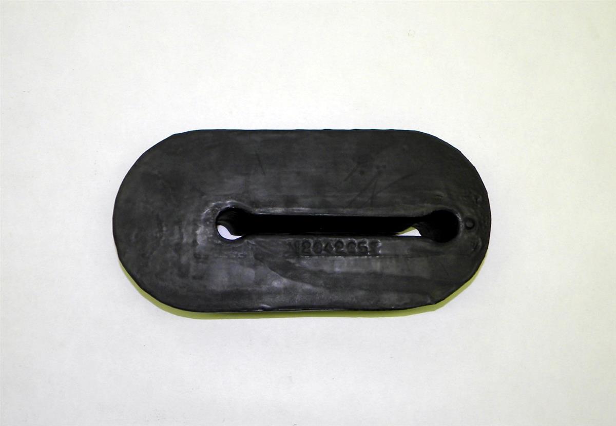 HM-633 | 5330-01-340-5627 Airlift Seal for Left Handside for HMMWV 1 and a quarter ton. NEW.  (1).JPG