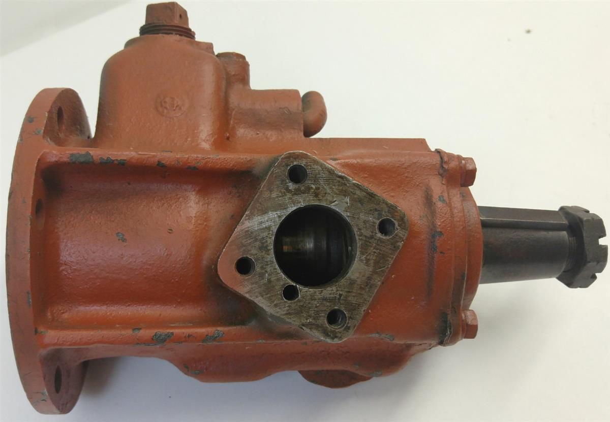 COM-3040 | 2520-00-229-5673 M35A2 Transfer Case PTO (3).jpg