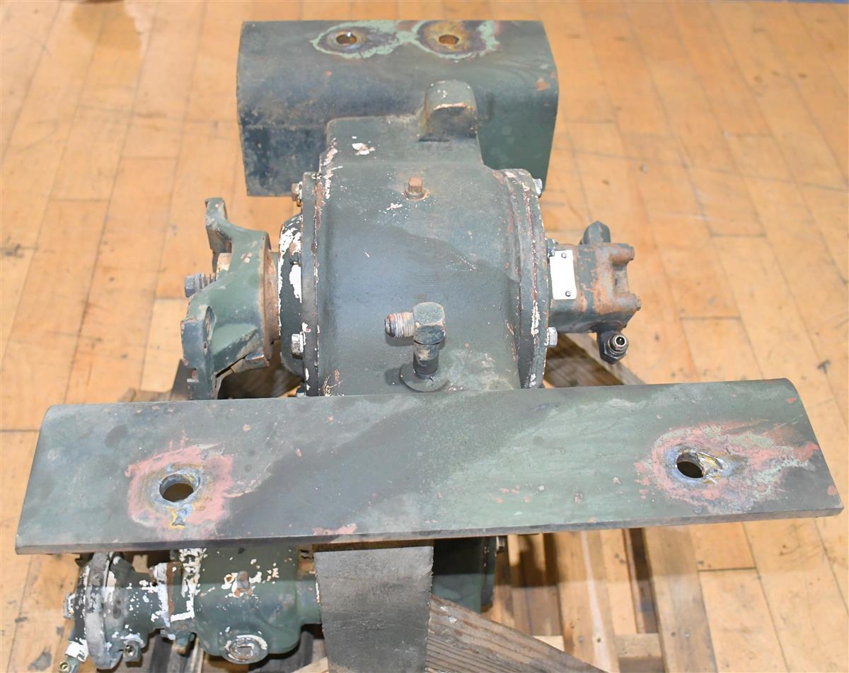M9-1830 | Transfer Case M916 (4).JPG
