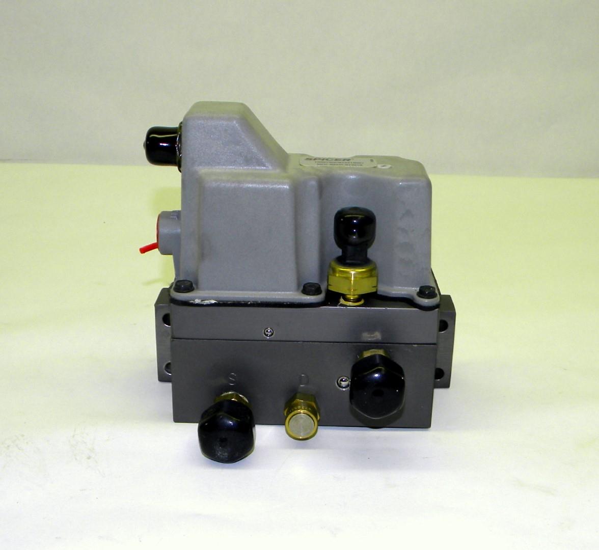 FM-188 | 4720-01-372-2769 CTIS Control Valve for M1078 LMTV 2 and a half ton. NOS  (3).JPG