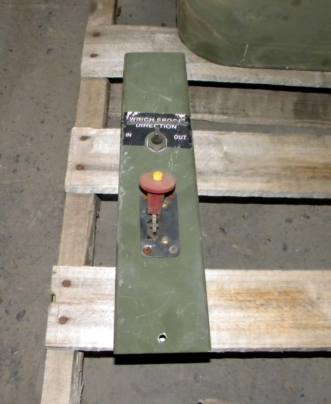 MA3-664 | Complete Hydraulic Winch Set Up for M35A3 Series. USED (1).JPG