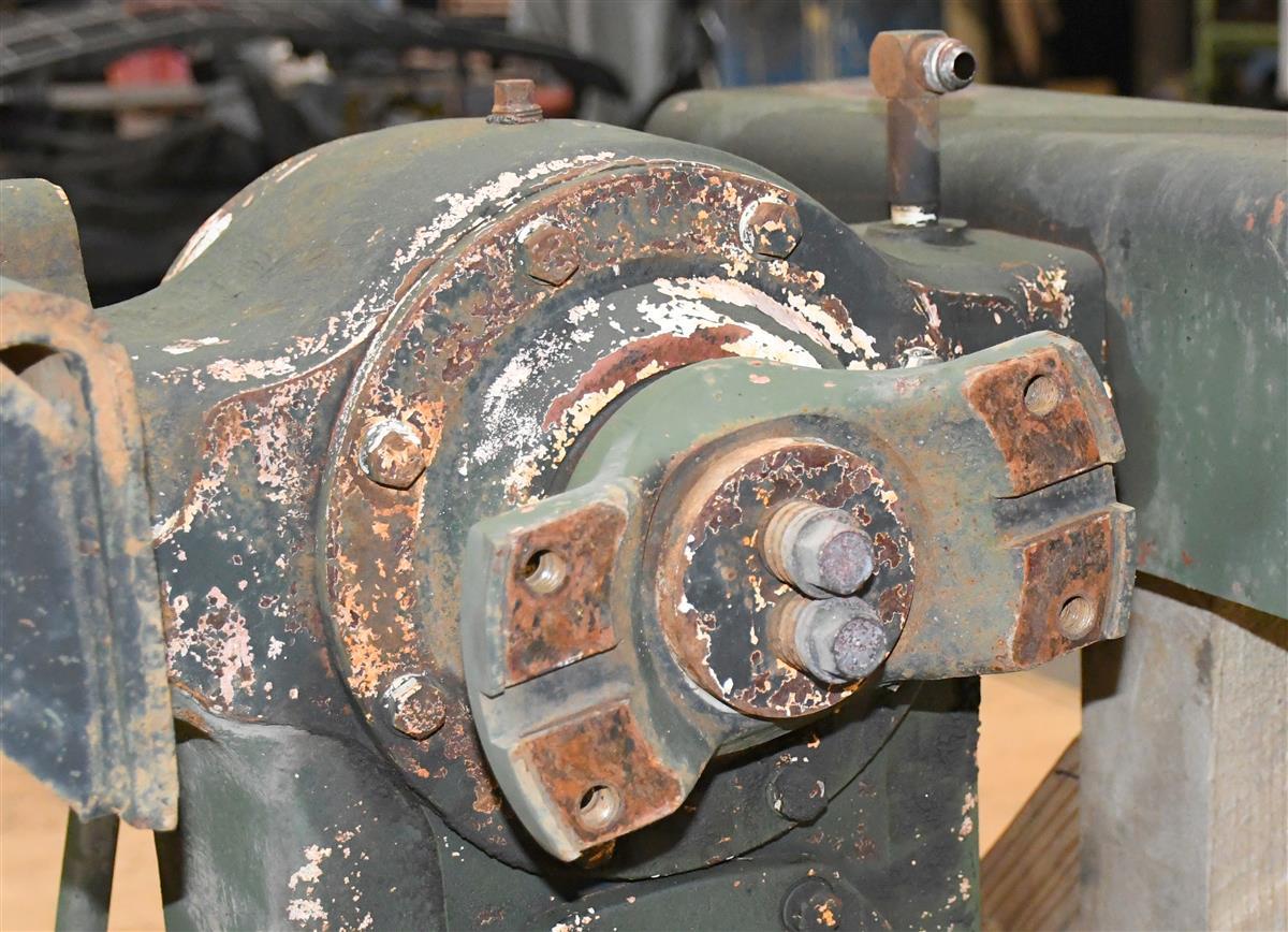 M9-1830 | Transfer Case M916 (3).JPG