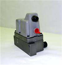 FM-188 | 4720-01-372-2769 CTIS Control Valve for M1078 LMTV 2 and a half ton. NOS  (5).JPG