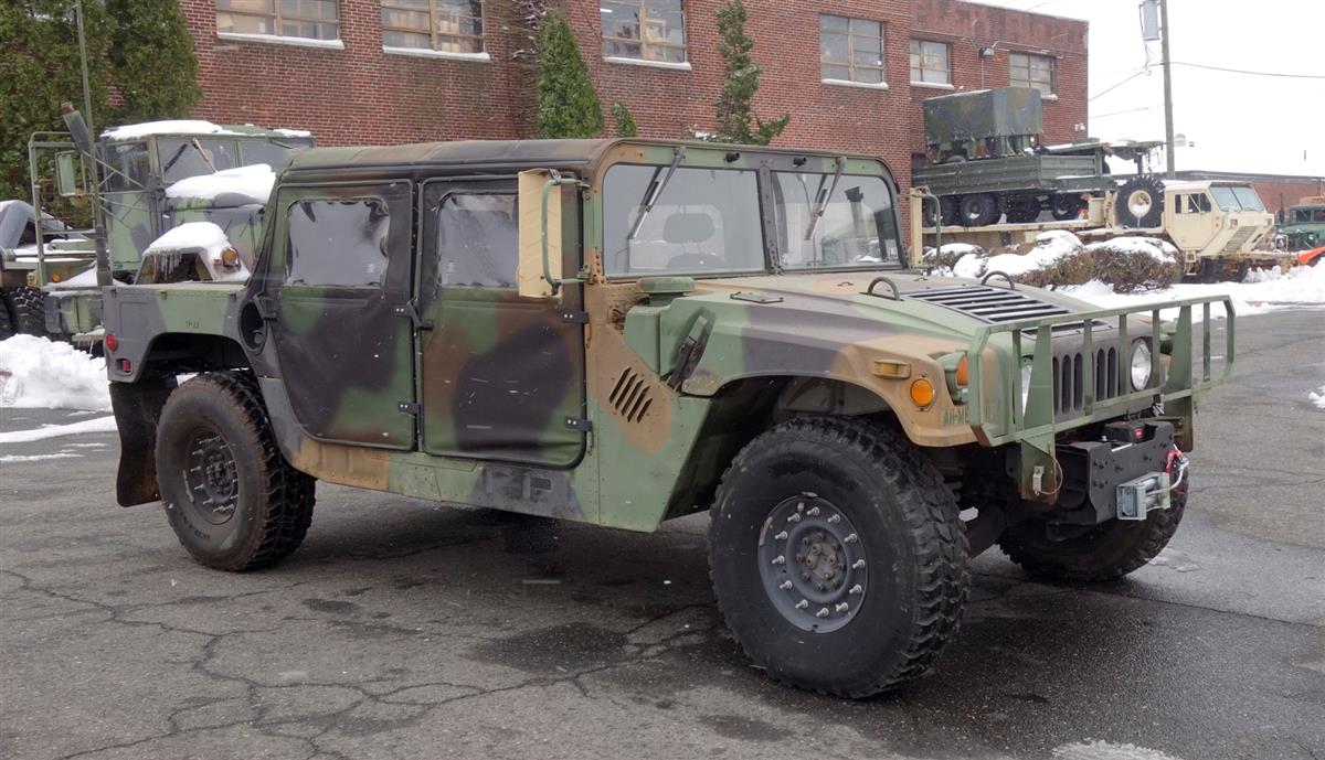 85023f1b-94ed-4ef6-ad23-93d324f6a31a-03162017-cropped-HMMWV%20Upgrade%20(25)