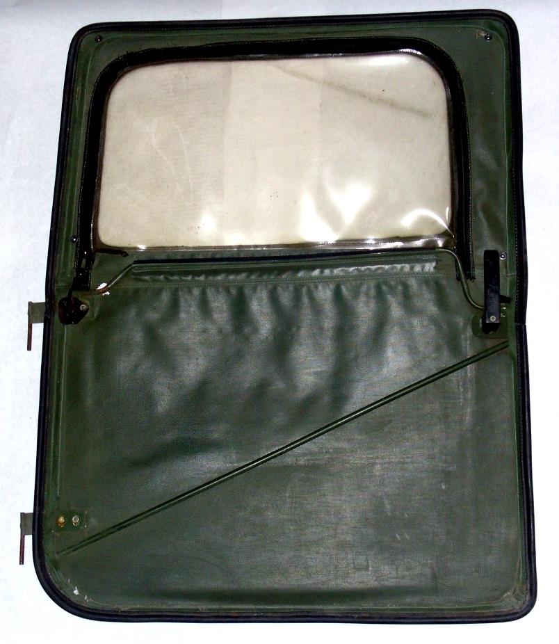 HM-520 | 2510-01-450-5479 Door, Vehicular, Soft Top Door, Front Right Hand, Green Complete Door (1).JPG