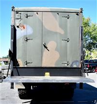 T-09182009-102 | Lift Gate  (10).JPG