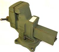 5T-2300 | 5T-2300 Vise Bench and Pipe 6 inch Jaw (7).JPG