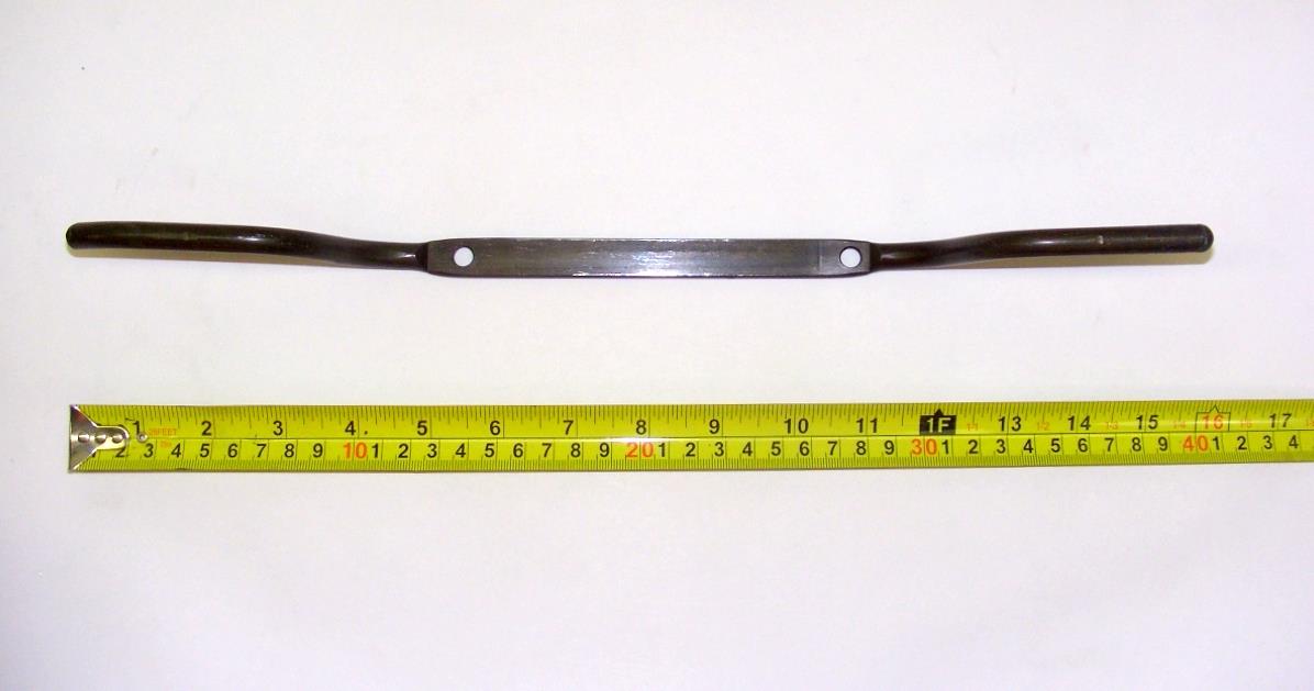 HM-547 | 2540-01-192-9718 Cleat, Stowage, Cable, Cable Stowage Bracket for Turret Support Ring Assembly (2).JPG