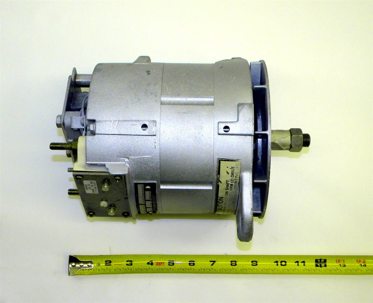 HEM-178 | 2920-01-482-8799 Prestolite, Leece Neville 28 Volt 130 AMP Engine Generator for M1070 and HEMTT. Rebulit.  (3).JPG