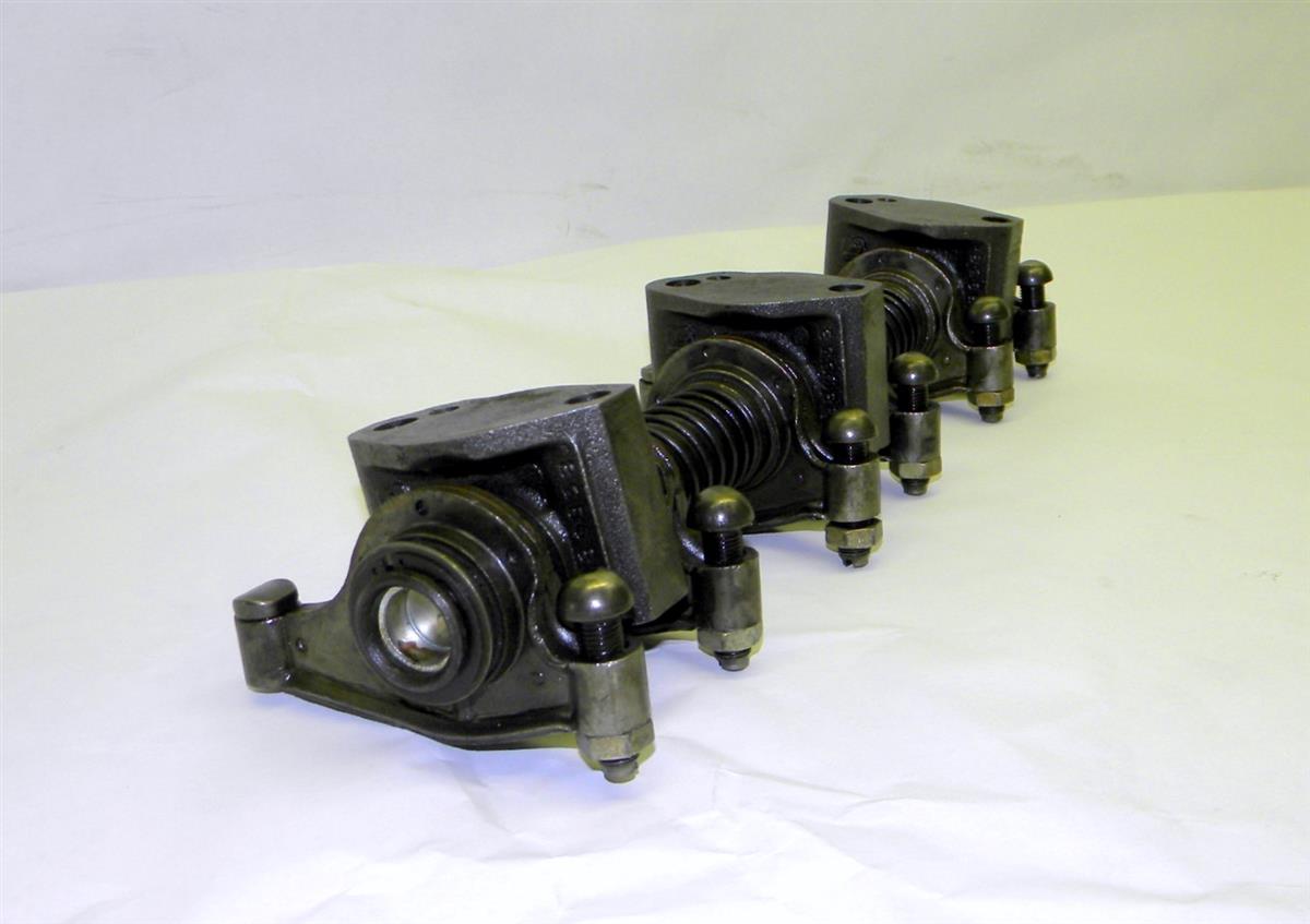 M35-490 | Valve Train for M35A2 Series with Multi-Fuel Engine. USED (4).JPG