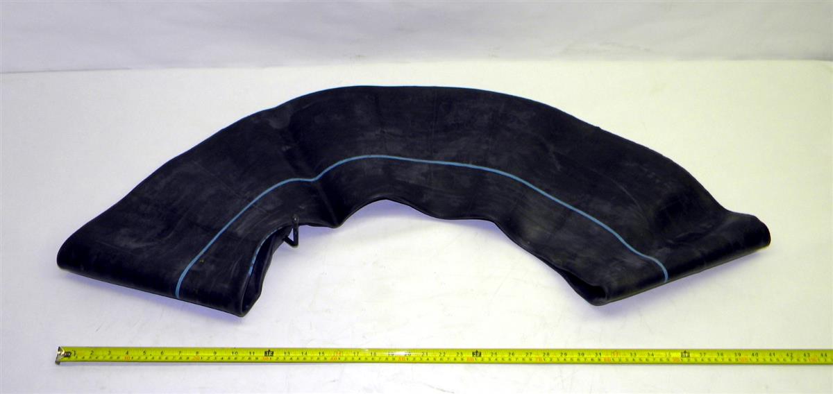TI-123 | 1000-20, 10.00 X 20 Truck Tire Inner Tube with Valve Stem. NOS.  (2).JPG