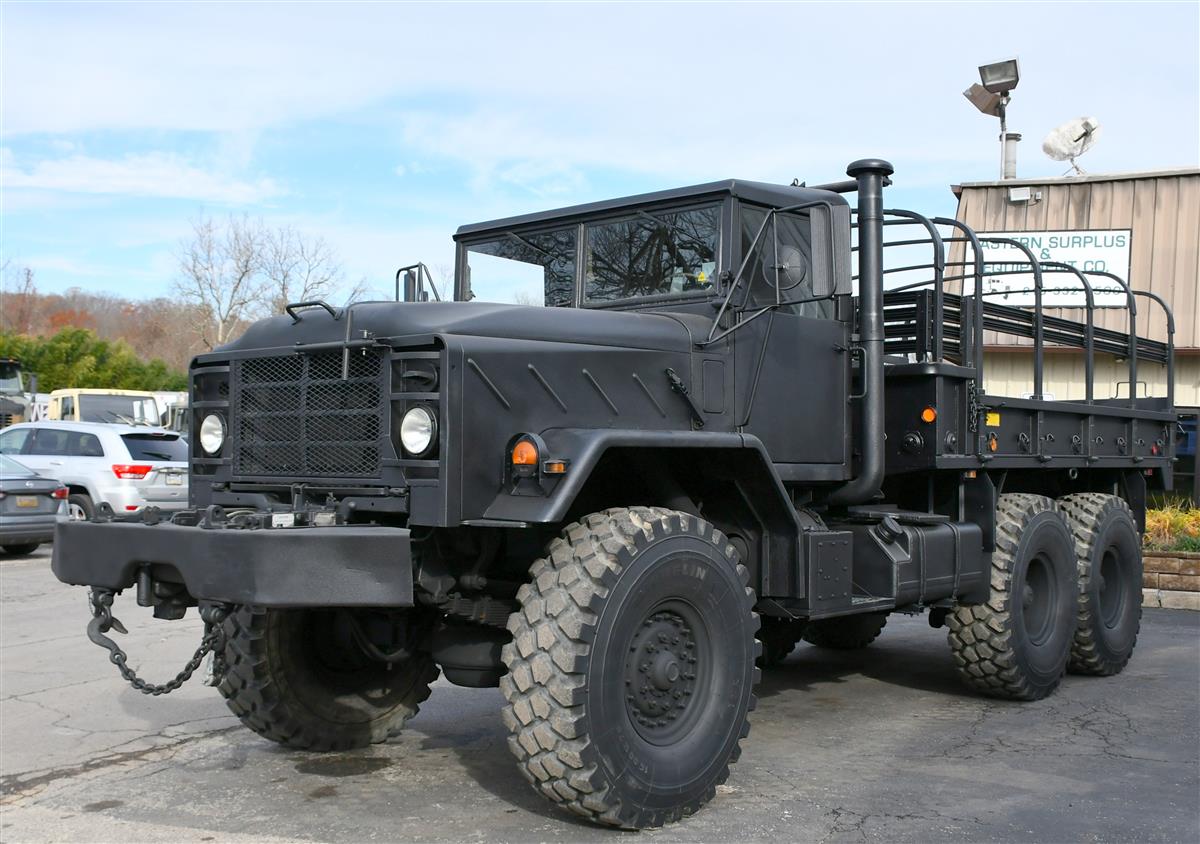 ad037e4e-d8e4-45d7-9d15-8e52ca7adeaf-11212025-cropped-M925A2%20(3)