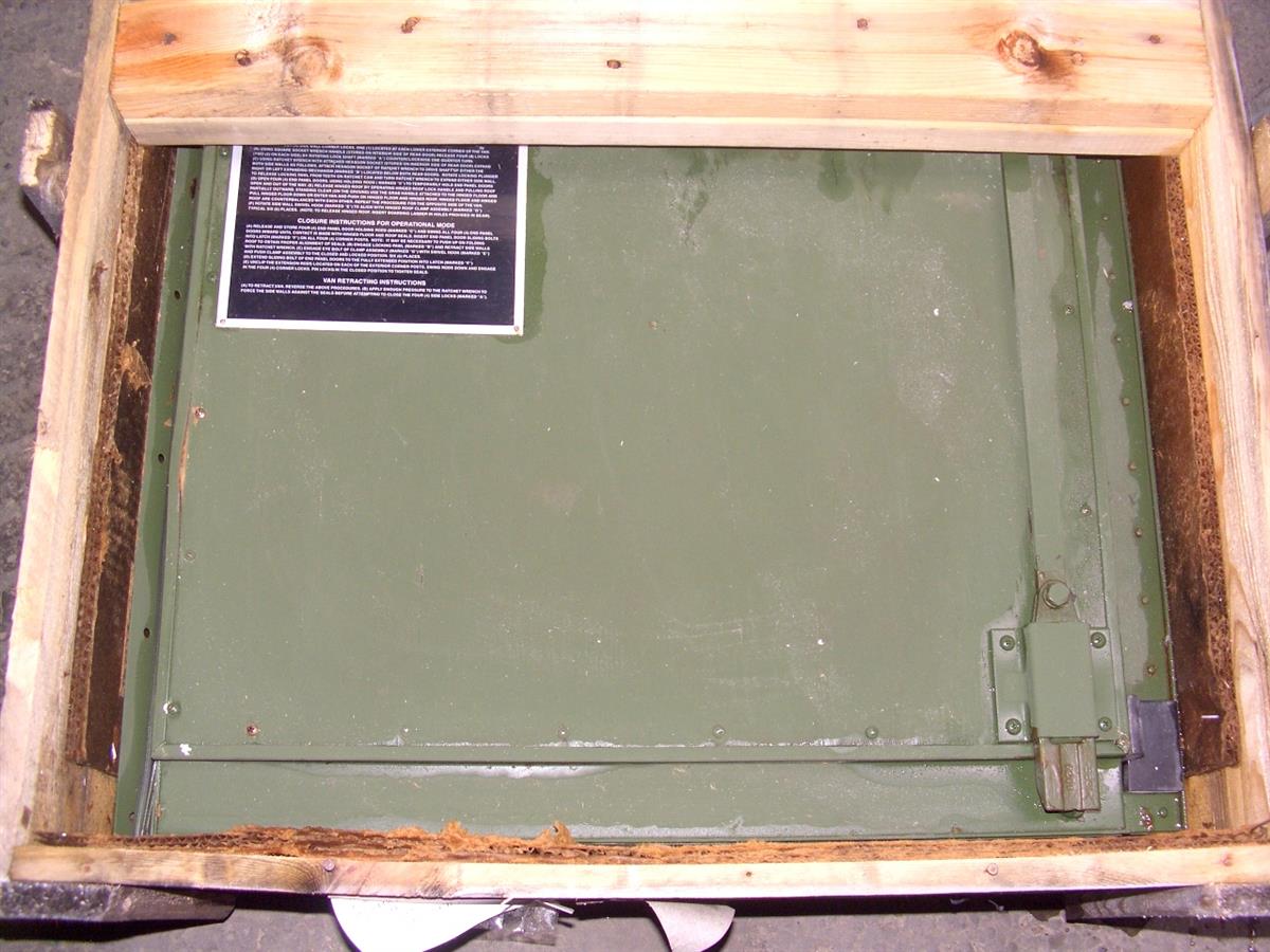 9M-759 | 5670-01-187-3639 Door, Metal, Swinging, Rear Metal Swing Door (4).JPG