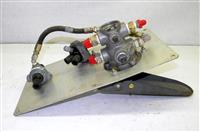 SP-1452 | Air Brake Pedal Complete with Hoses and Valves for M548 and M548A1 Cargo Carrier. NOS (1).JPG