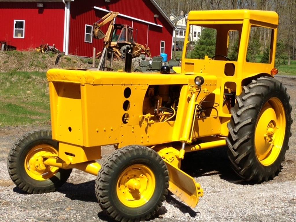 b27a5dce-7fd1-4a8c-b53c-ea24c8fccf53-04182018-cropped-Huber%20Road%20Grader%20(31)