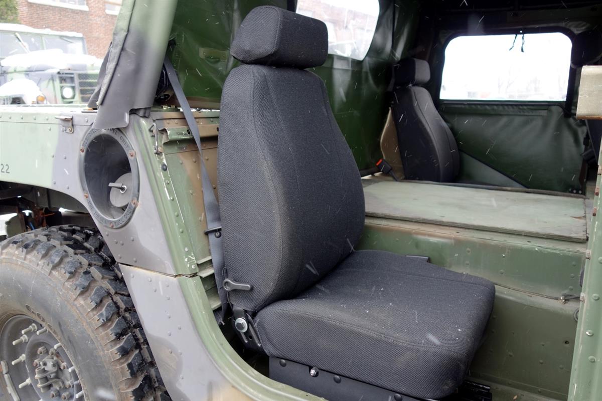 b7c0441f-4d6c-4a63-8145-0580069f5dbf-03162017-cropped-HMMWV%20Upgrade%20(15)