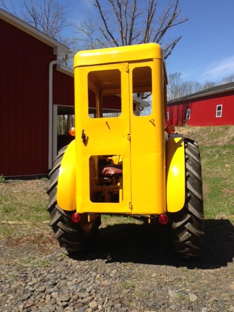 bb176087-7fa2-44ab-b5ef-e05055c59542-04182018-cropped-Huber%20Road%20Grader%20(20)