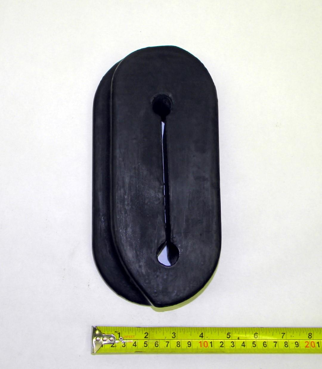 HM-633 | 5330-01-340-5627 Airlift Seal for Left Handside for HMMWV 1 and a quarter ton. NEW.  (3).JPG