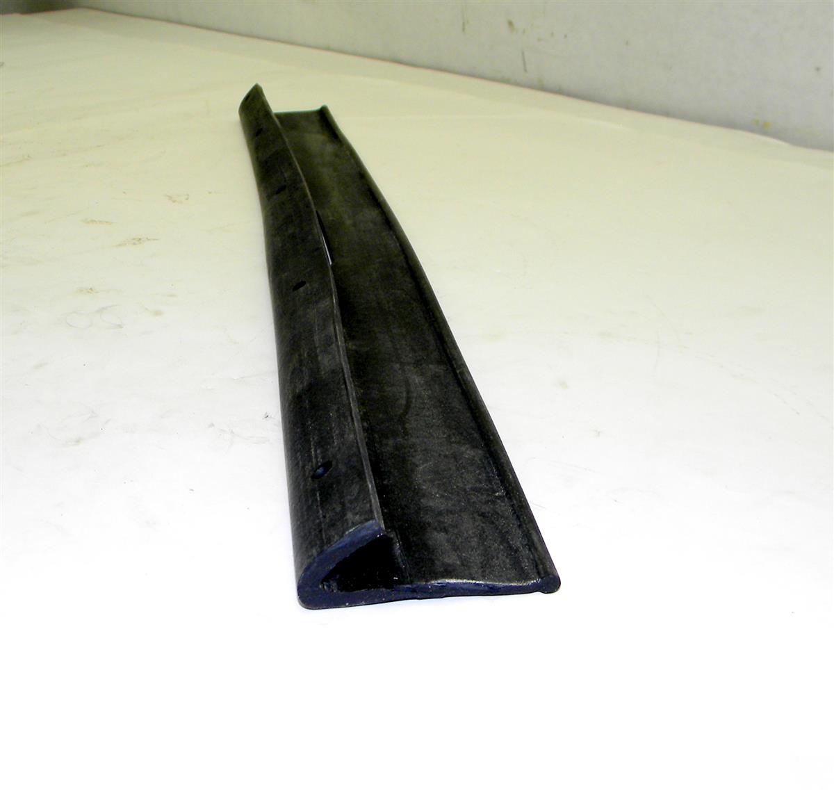 M35A2-373 | 2930-00-752-1983 Rubber Radiator Shield Right Hand for M35A2 Series (1).JPG