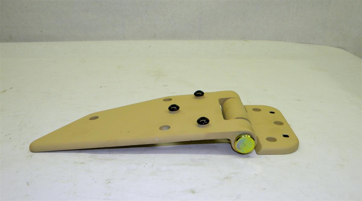 M9-6055 | 2510-01-533-7505 Left Hand Door Hinge for M915, M916, M917 Armored. NOS (4).JPG