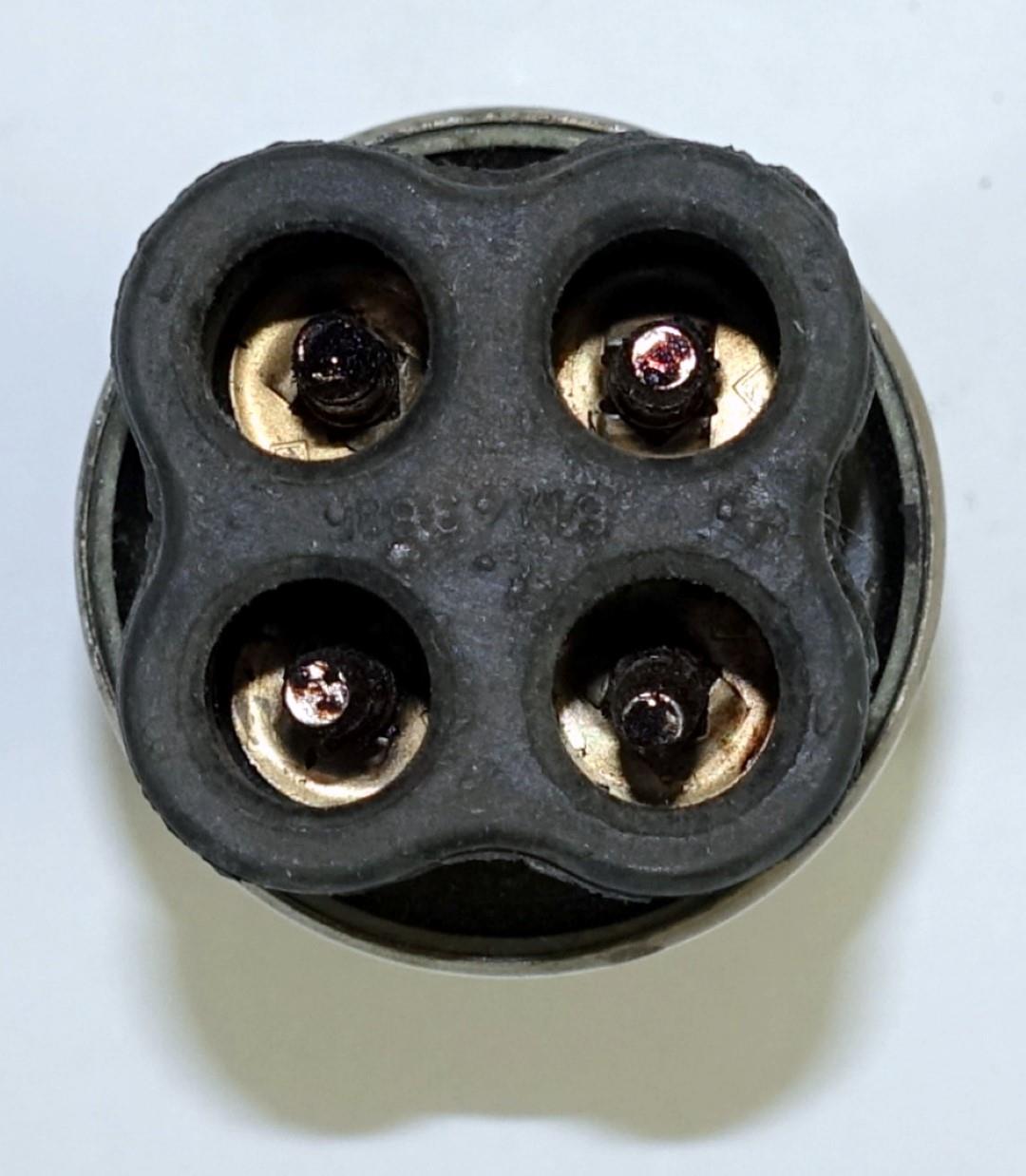 MA3-699 |  4 Terminal Starter Switch (3) (Large).JPG