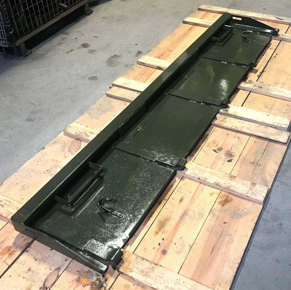 COM-5332 |  COM-5332 Non Drop-SideTailgate (Green) (NOS) (412).jpg