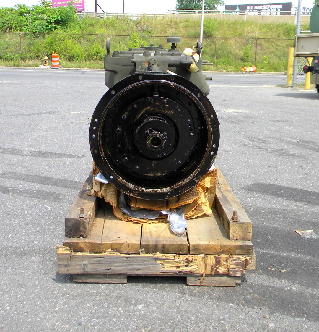 SP-1713 | 2320-00-873-5420 Caterpillar 4R0219 Transmission for M559 Caterpillar Goer (7).JPG