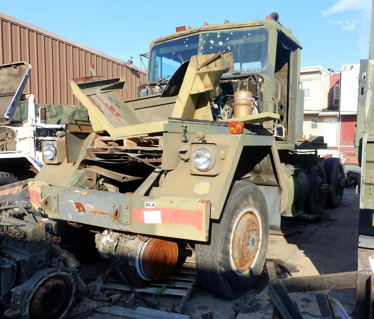 M9-944 | 2320-01-028-4396 M916 Light equipment Transporter Parts Truck USED (3).JPG