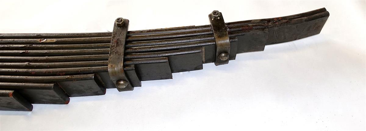 M35-682  | 2510-00-200-1053 M35 Rear Leaf Spring for M35 M35A1 M35A2 2 12 Ton Trucks (3) (Large).JPG