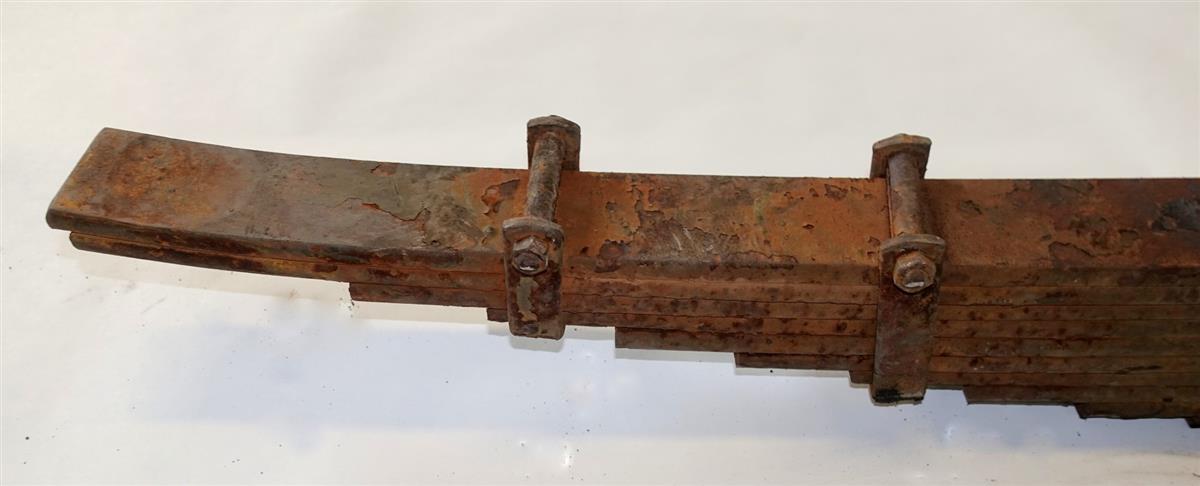 M35-682  | 2510-00-200-1053 M35 Rear Leaf Spring for M35 M35A1 M35A2 2 12 Ton Trucks USED (5).JPG