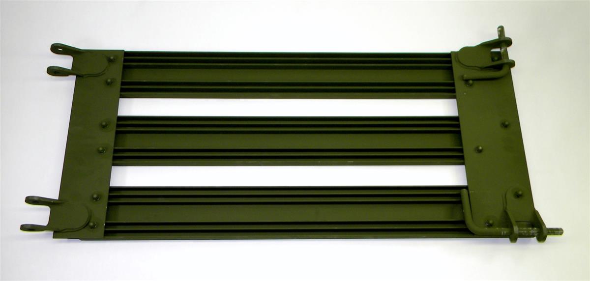 TR-212 | 2510-00-733-9505 Right Side End Gate Slat Assembly for M101A1 Trailer NOS (1).JPG