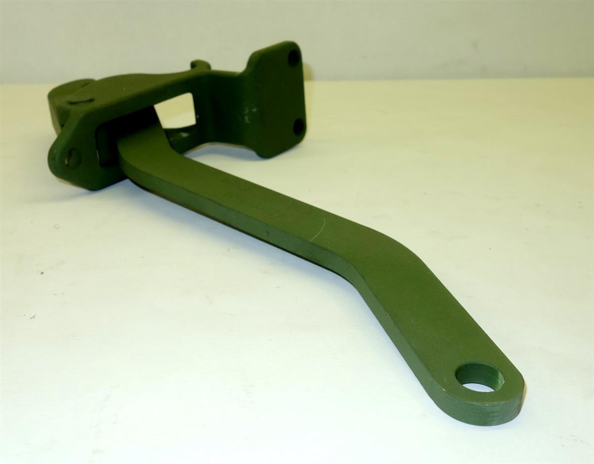 COM-5233 | 2510-00-740-9002 dump truck lower tail gate latch for M342A2 and M817 NOS (5).JPG