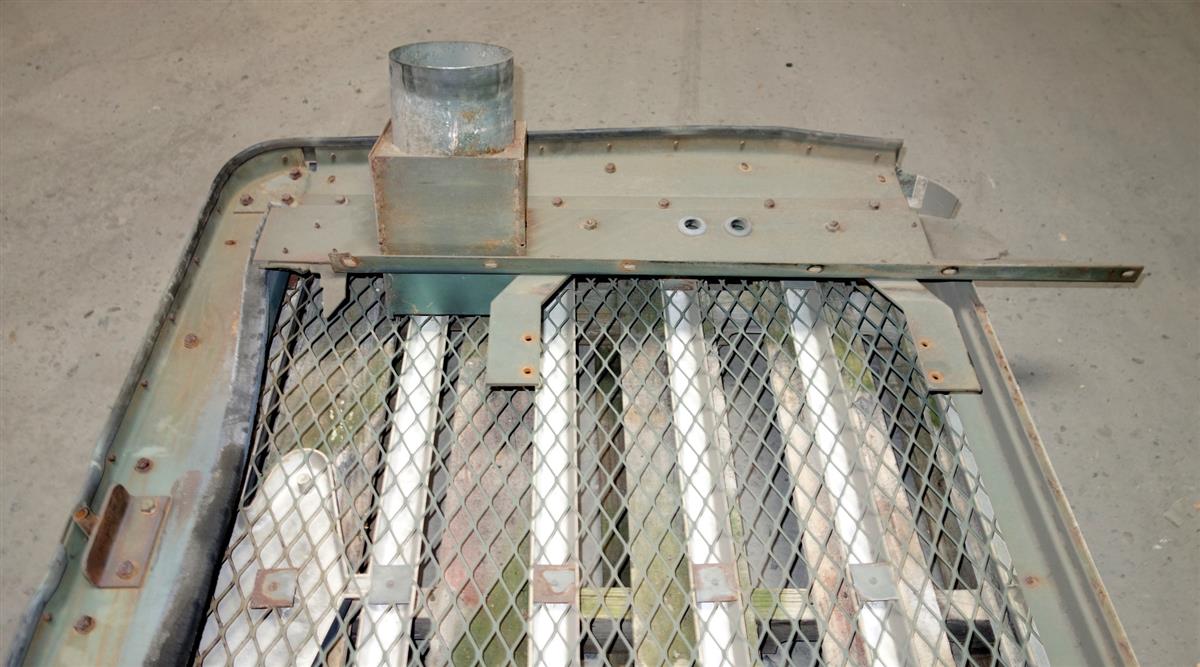 M9-6052 | 2510-01-088-2739 Front Grill for M915 Series USED (11).JPG
