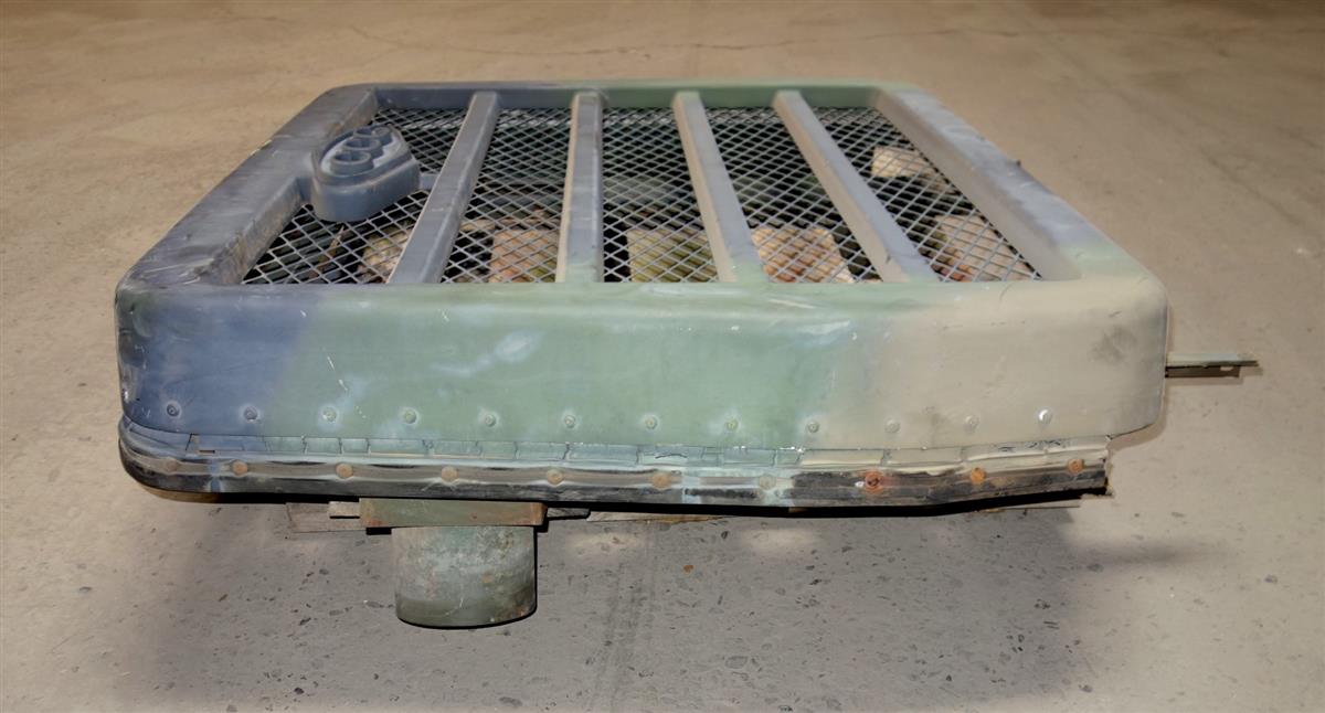 M9-6052 | 2510-01-088-2739 Front Grill for M915 Series USED (7).JPG
