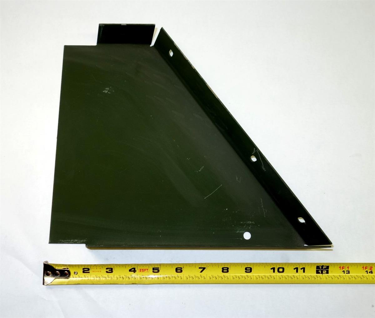 M9-6110 | 2510-01-142-5095 Rear Right Hand Filler Panel for Fender (2).JPG