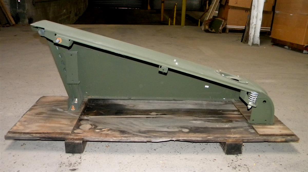 HM-110R | 2510-01-344-4169 Slant Back Right Rear Corner Assembly for HMMWV. NOS (5).JPG