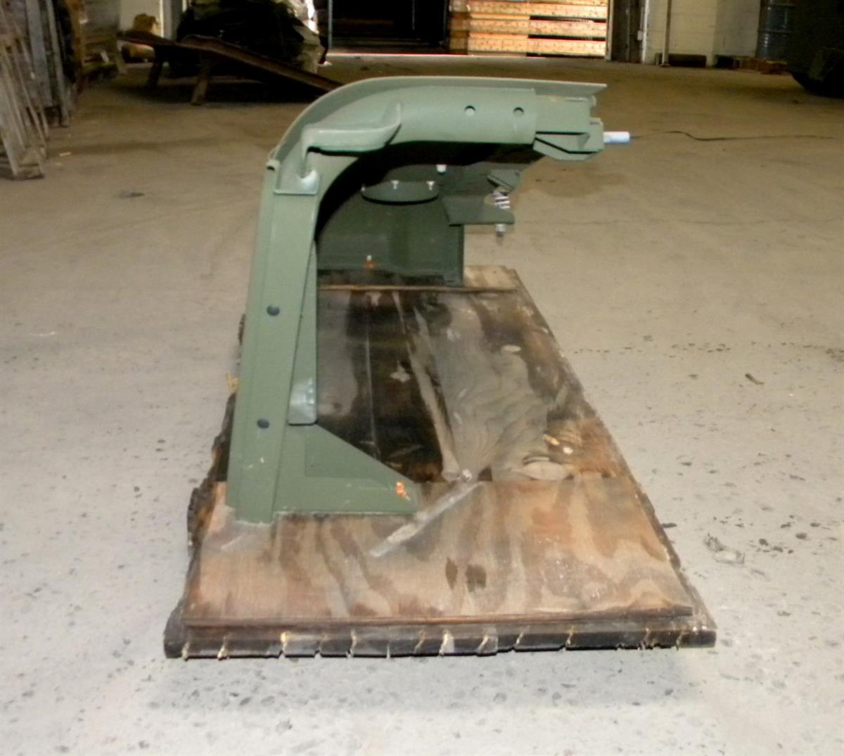 HM-110R | 2510-01-344-4169 Slant Back Right Rear Corner Assembly for HMMWV. NOS (6).JPG