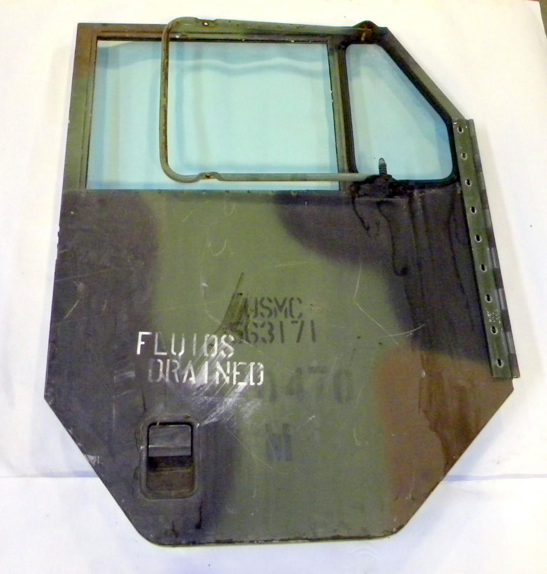 HEM-115 | 2510-01-465-8815 Oshkosh LVS MK48 Right Side Door USED (2).JPG