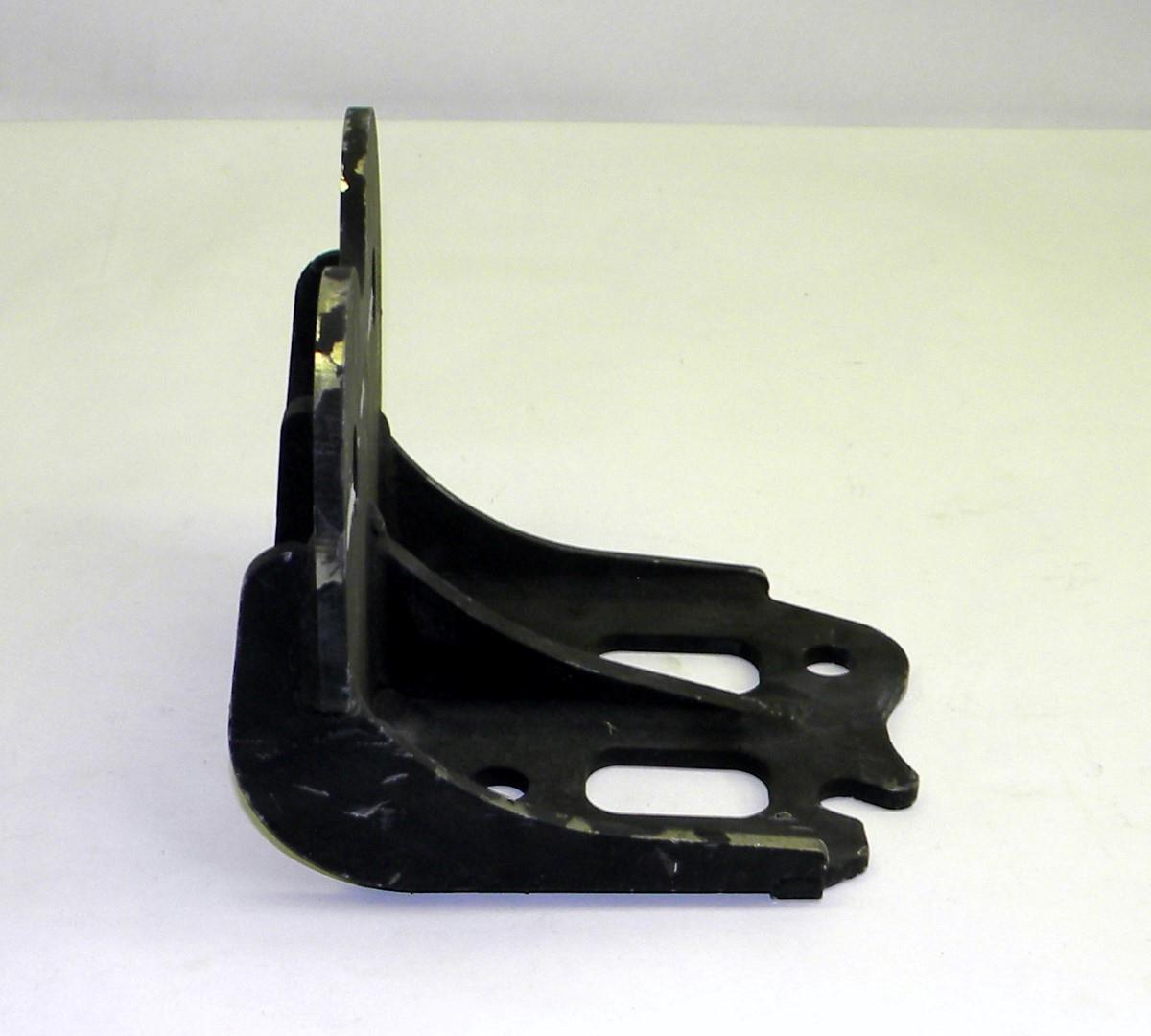 MRAP-197 | 2510-01-577-3706 Left Rear Engine Mount Bracket for Oshkosh MRAP All Terrain Vehicle NOS (8).JPG