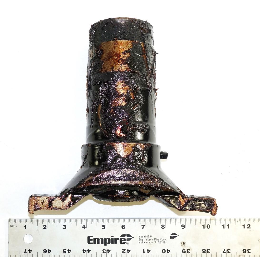 5T-907 | 2520-00-734-8890 Universal Joint Yoke with dust plug NOS (1) (Large).JPG