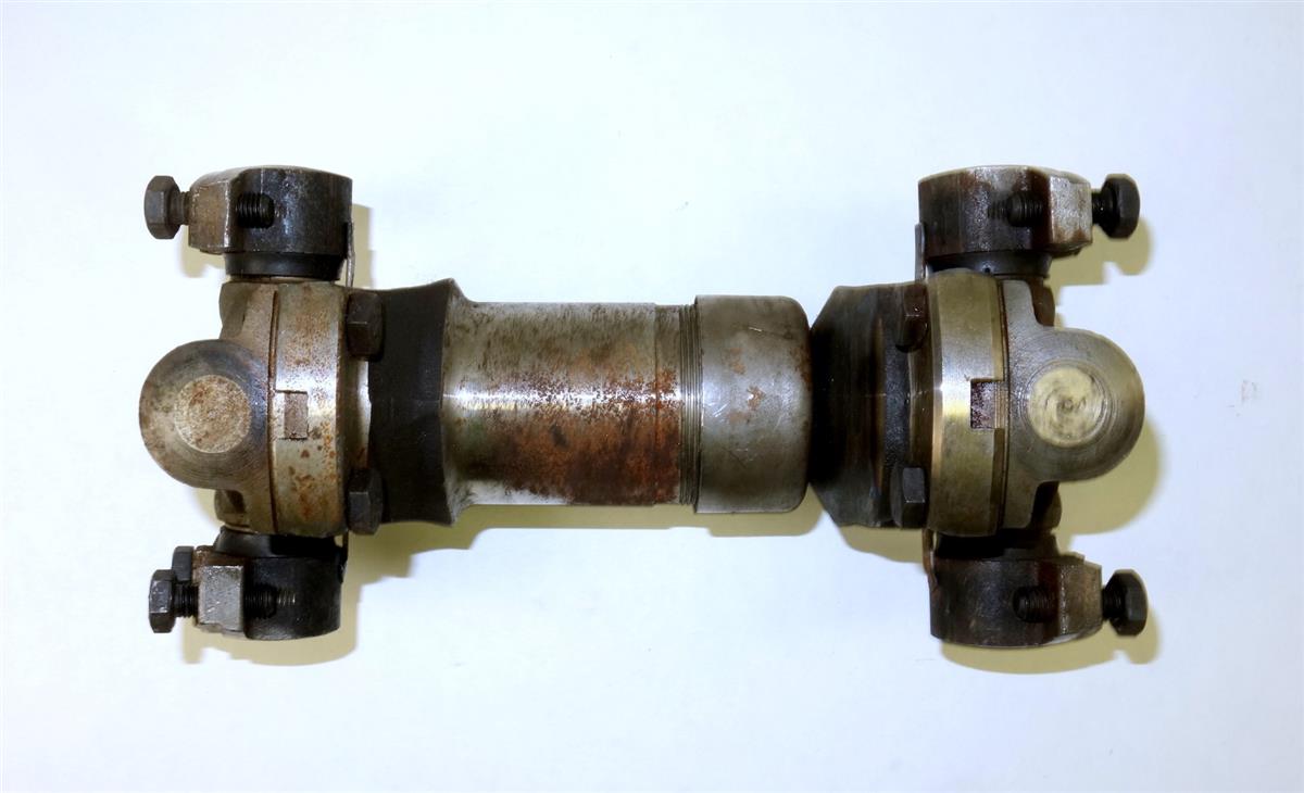 5T-850 | 2520-00-740-9908 Shaft Assembly for Power Divider to PTO for M62 M246 M246A2 M543A2 and M816 5 Ton Wrecker T (4).JPG