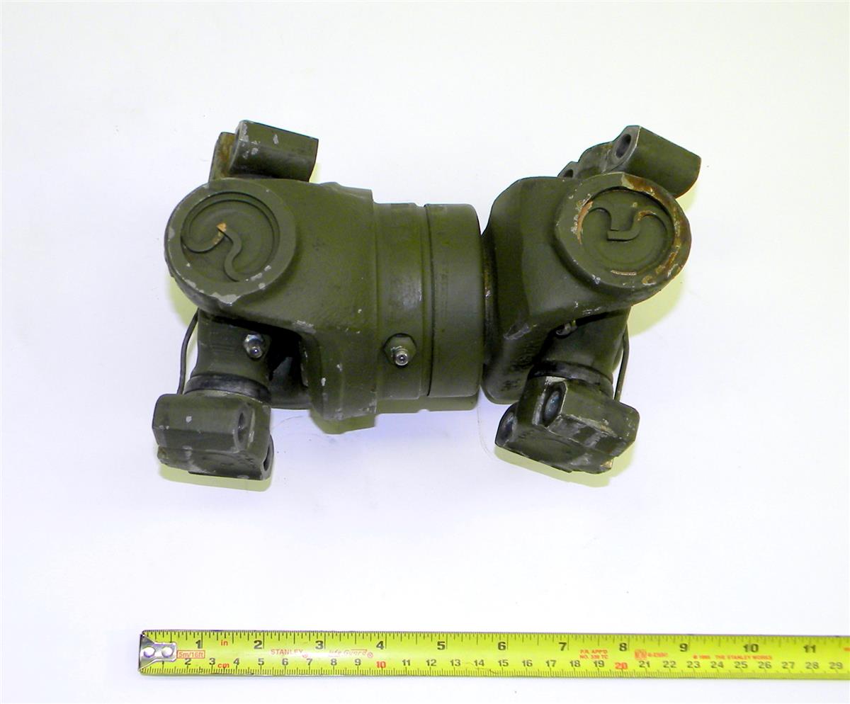 MA3-671 | 2520-01-398-3374 Drive Shaft with U-Joints for M35A3 Series Only. USED.  (1).JPG