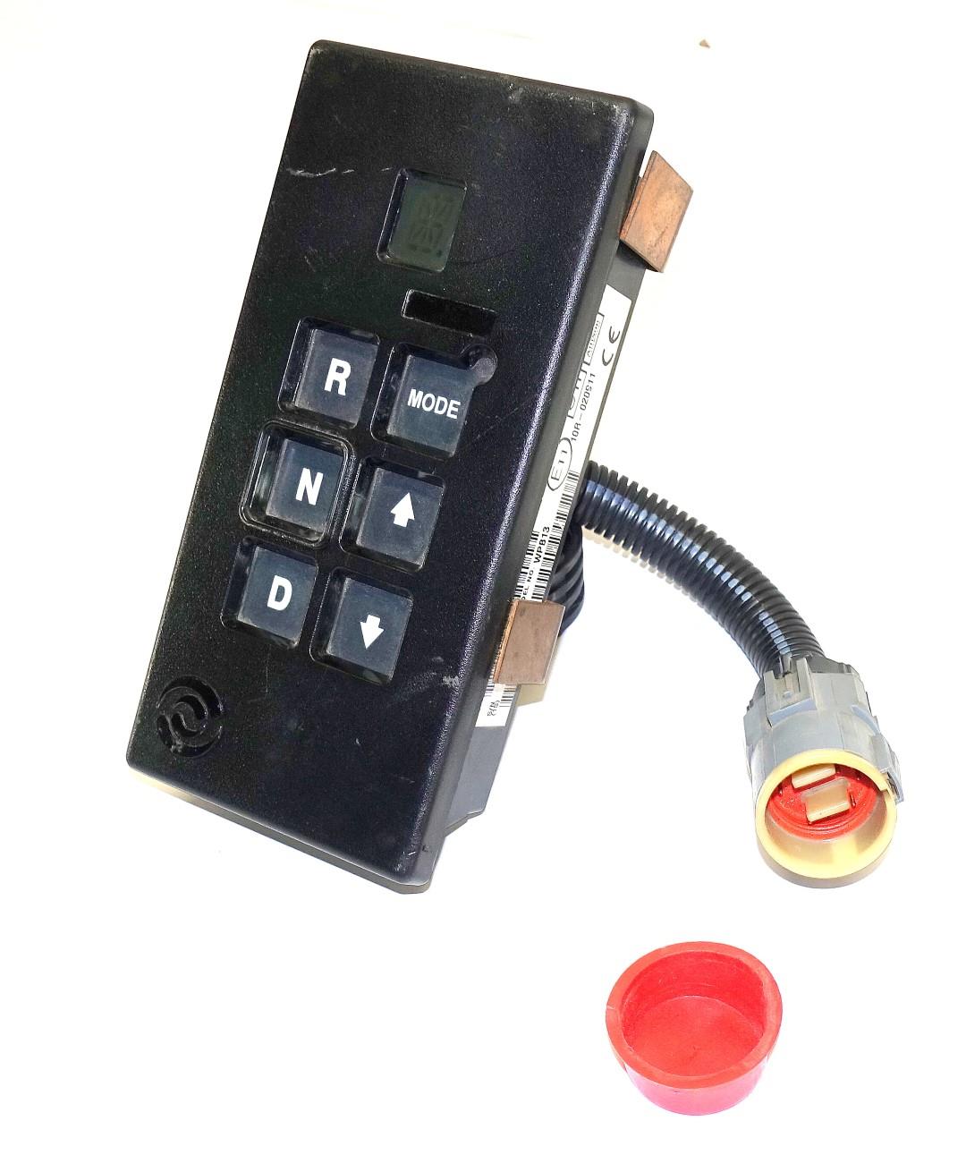 FM-241  | 2520-01-518-1438 FMTV Transmission Controll Shift Pad NOS (4) (Large).JPG