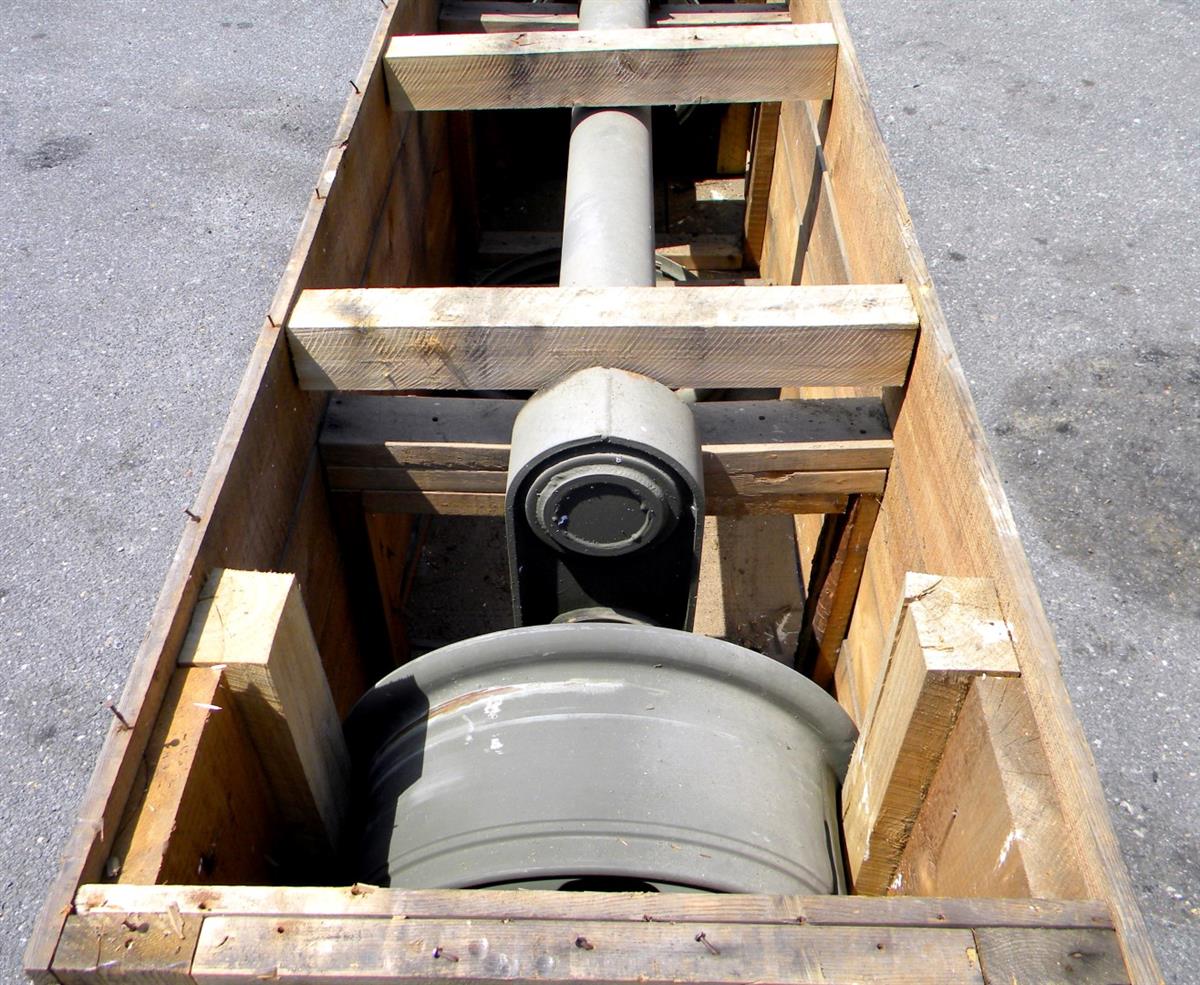 SP-- | 2530-00-173-8802 Hub and Axle Assembly (14).JPG