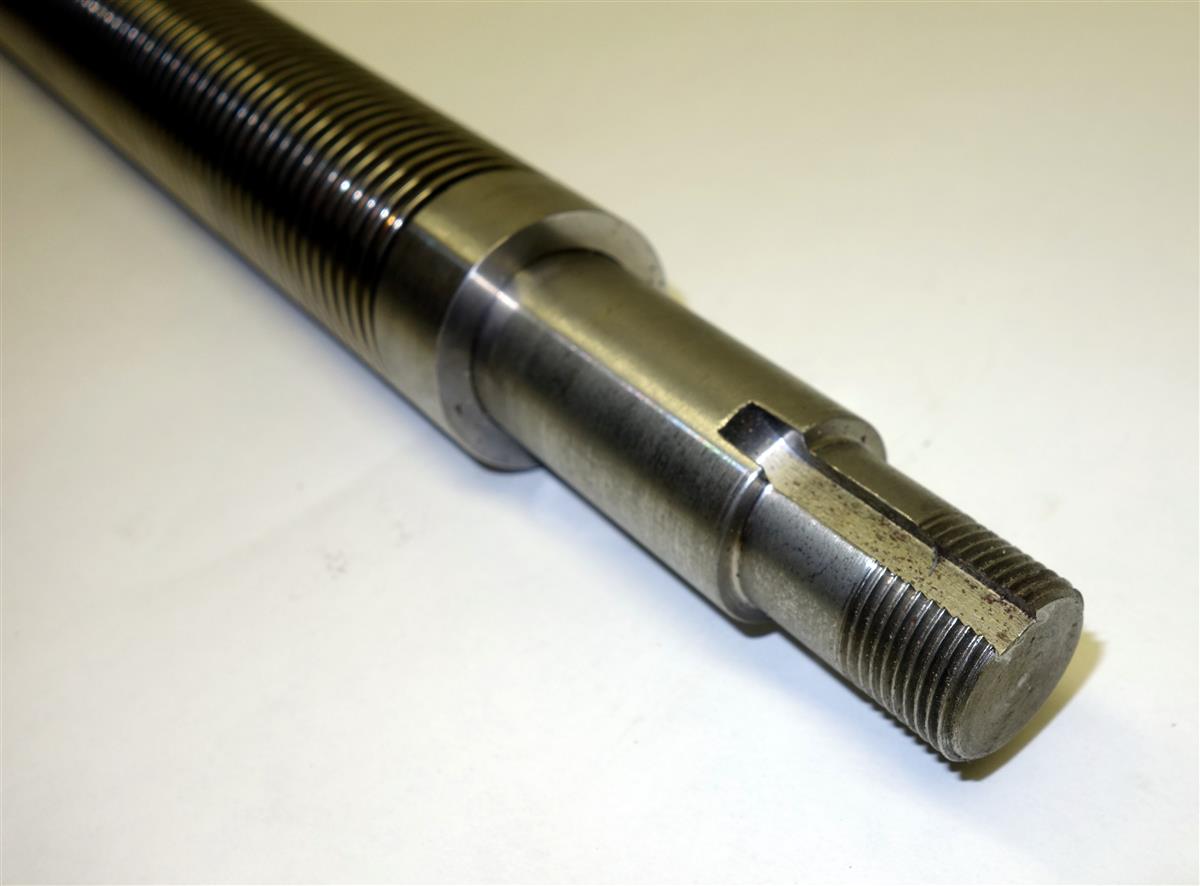 TR-218 | 2530-00-670-5334 Landing Gear Elevating Screw  (8).JPG